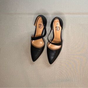 Trary Black Women's Heels with Strap